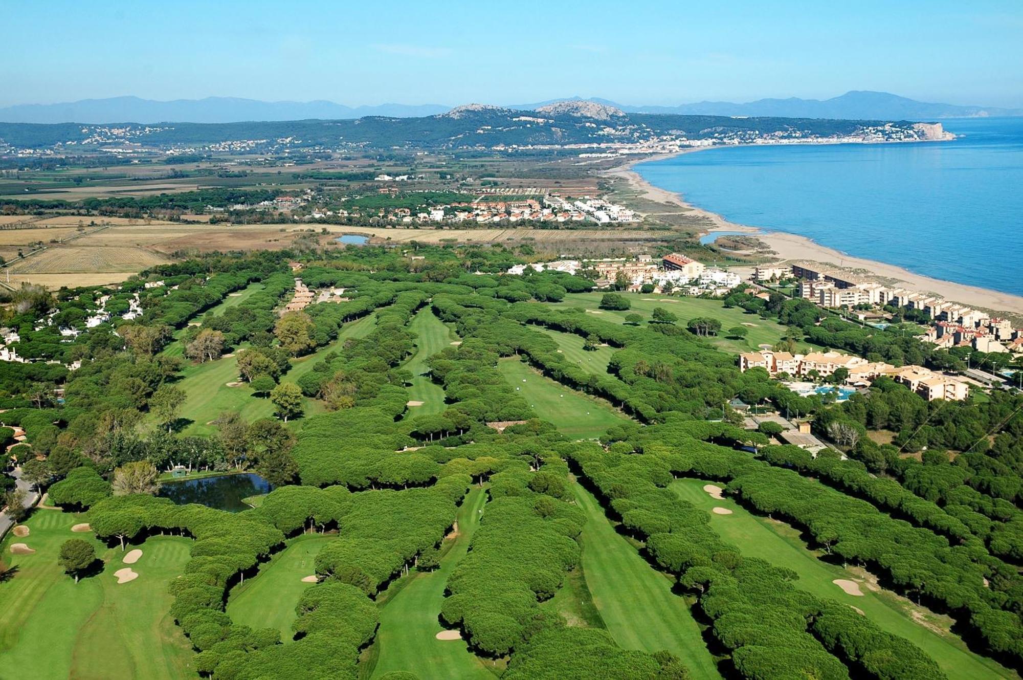 פאלס Apartaments Beach & Golf Resort מראה חיצוני תמונה